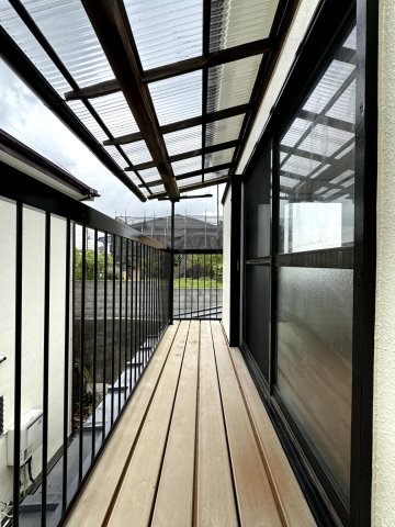 朝霞市宮戸 戸建て 広いバルコニーでたくさん洗濯物が干せます