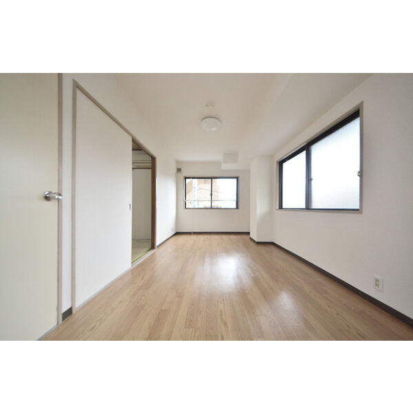 第14明智ビル リビング