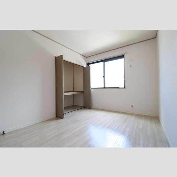 クレールシャンブル　A101号室 洋室