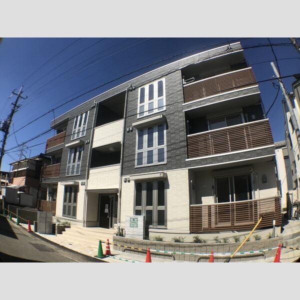 ラムリテン105号室 建物外観