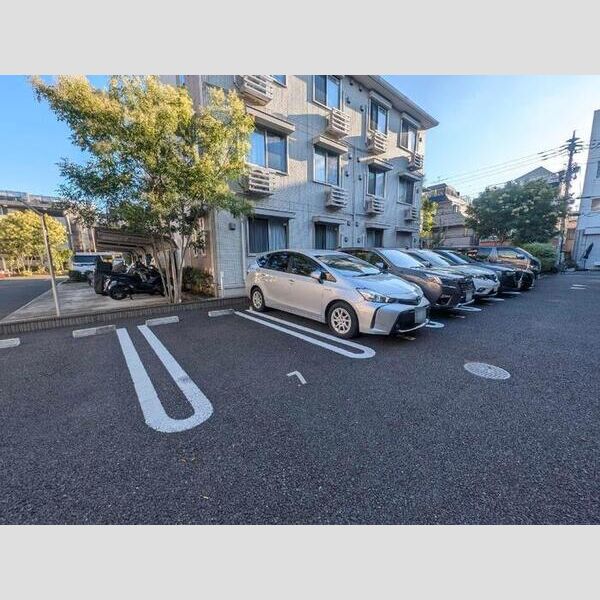 アルページュ大森　C棟 駐車場