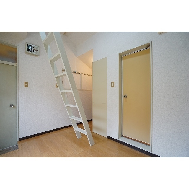 マルソルリヨン 洋室