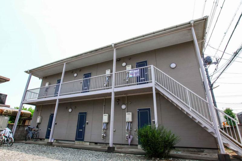 ファミーユスワ 外観