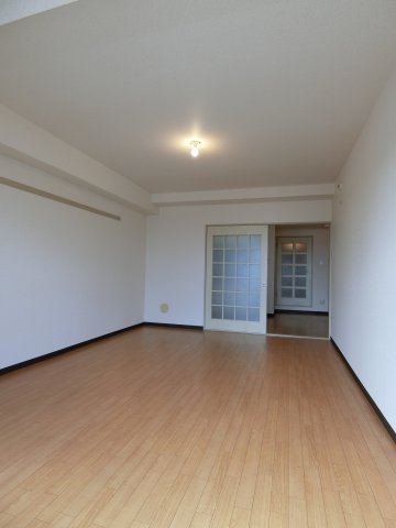 ロワール大鷹 リビング