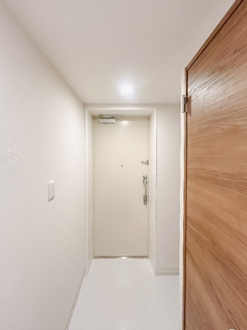 Ｌｉｂｅｒｔｅ沼袋2階 玄関