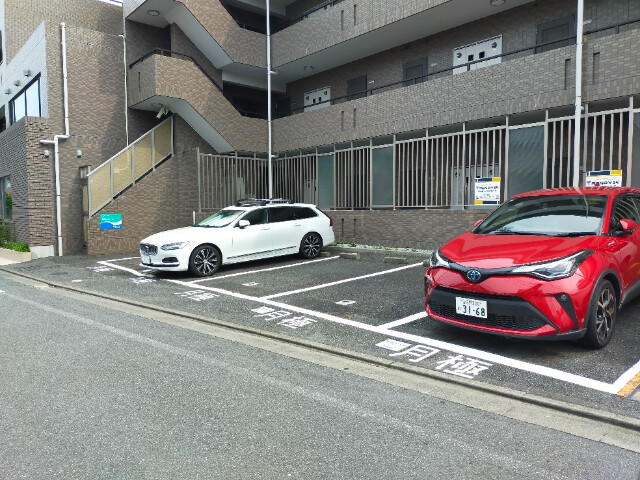 阿部松島マンション(K-127)2階 駐車場