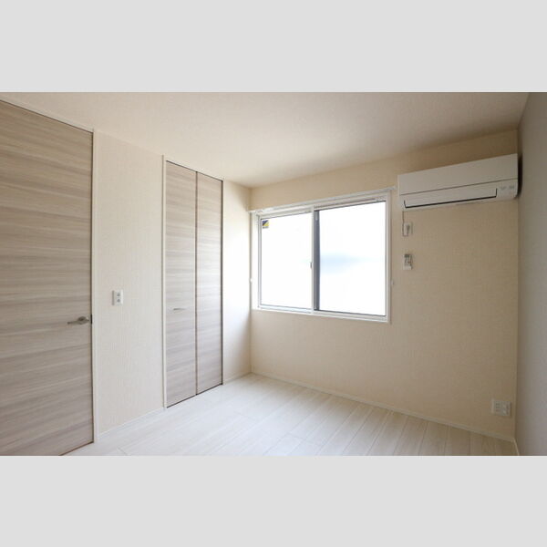 トランキーノ　パルク101号室 洋室