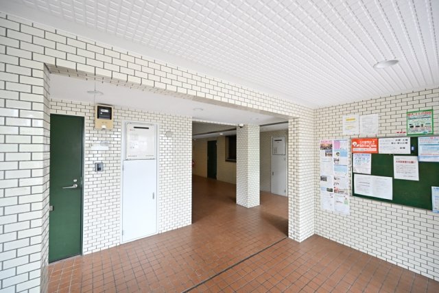 マンション　ウィスタリア3階 ロビー