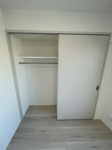 ガーラ・ステーション川崎久地4階 収納豊富です