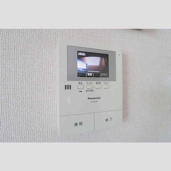 グランシャリオ大宮203号室 モニター付きインターホン