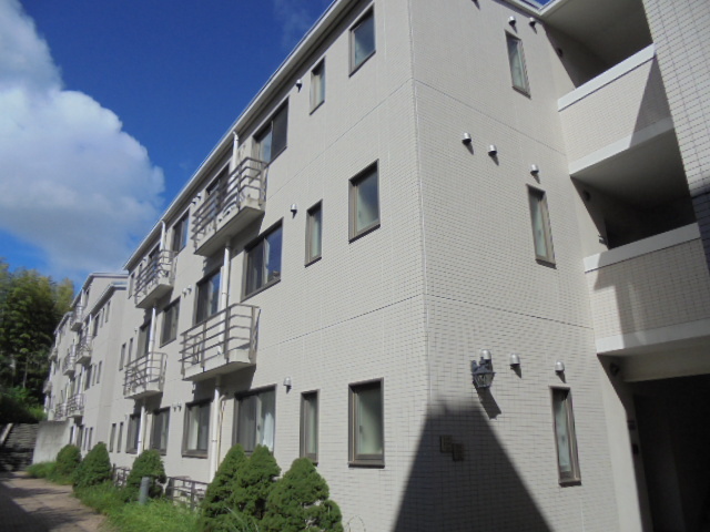 ＫＥＮＺＯ　ＨＡＵＳ　ｙｏｋｏｄａｉの外観画像