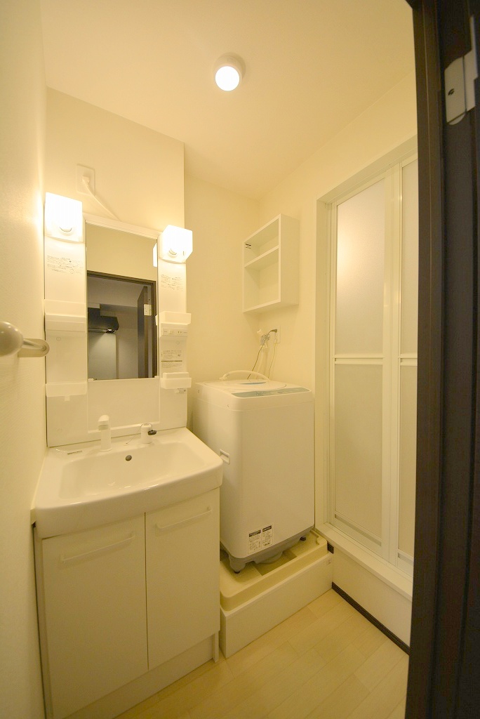 レオネクストＮＡＧＯＭＩ 内観