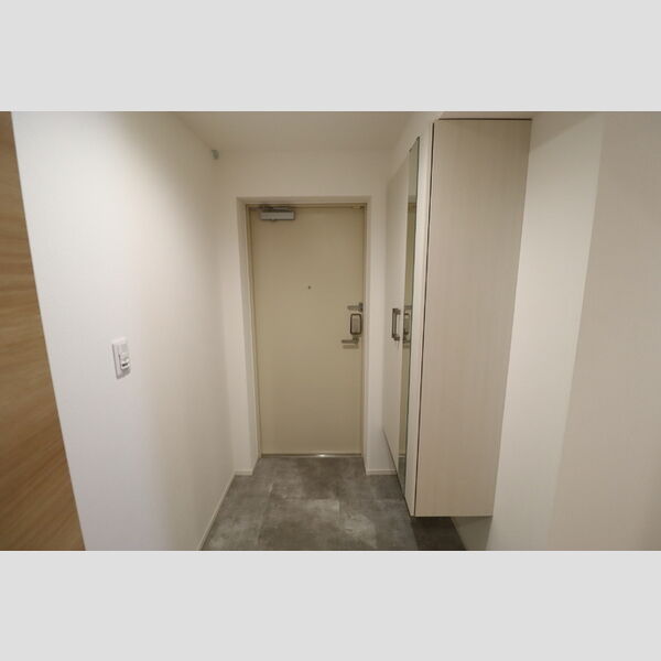 BELTS SHINJUKU　レジデンス406号室 玄関