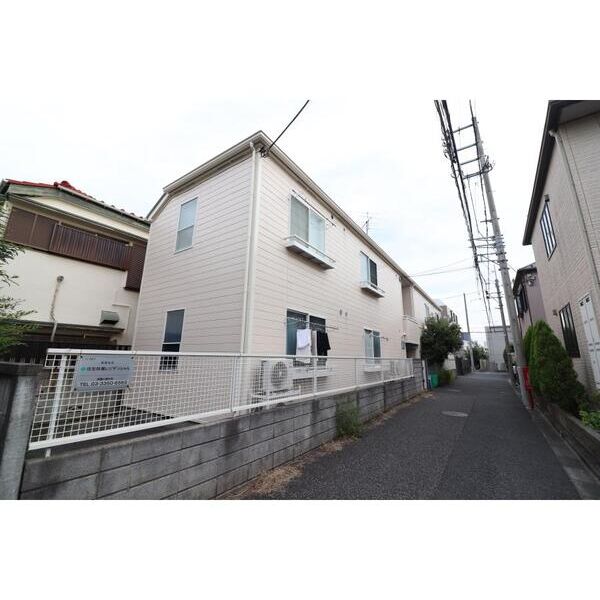 エステート華203号室 外観