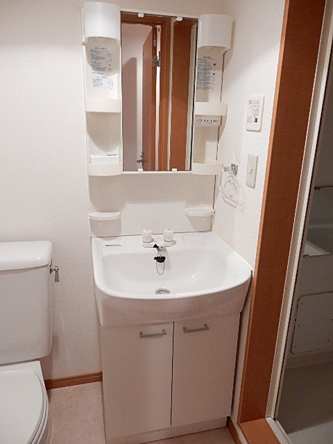 サンイング所沢 洗面化粧台