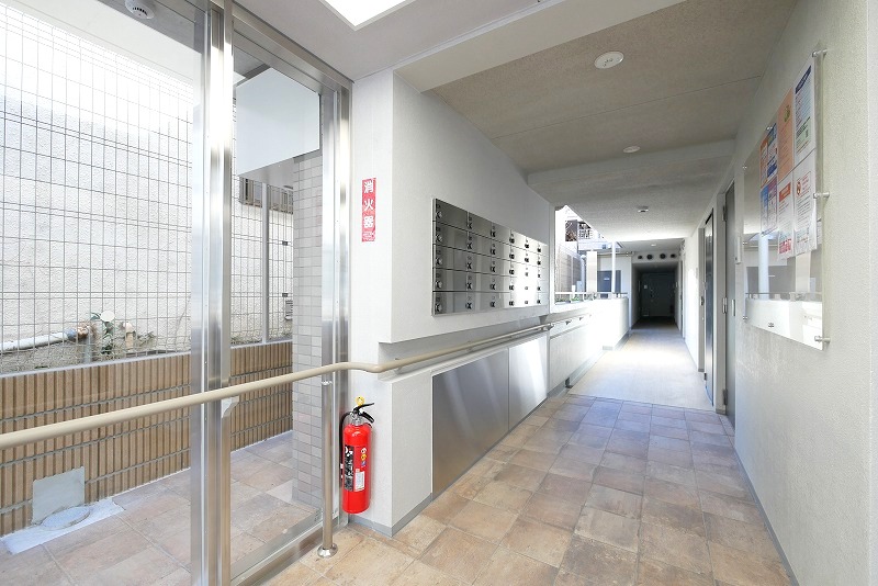 ハーモニーレジデンス中野本町パークサイド3階 外観