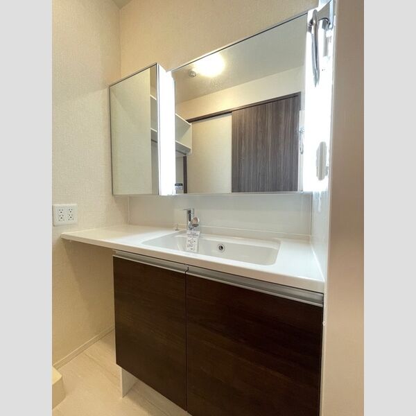 D'Bless湘南台6丁目 洗面所