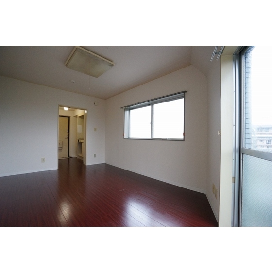 ドウェル砂川0401号室 居室②