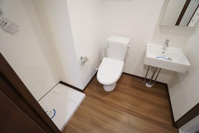 アルティザ新宿落合ソノリテ2階 洗面所