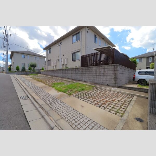 オルキス　I101号室 駐車場