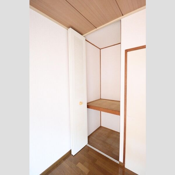 シティハイツヒロセB7号室 物入