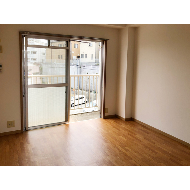 シティコスモ小仲台 リビング