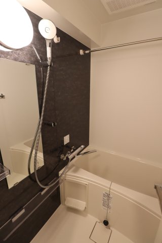 GENOVIA横浜石川町0204号室 お風呂