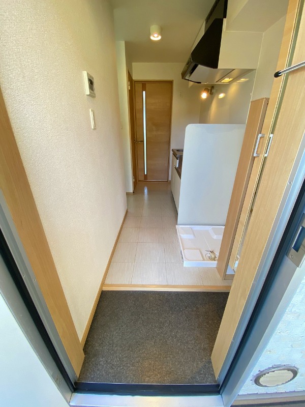 サンプレイス2階 玄関