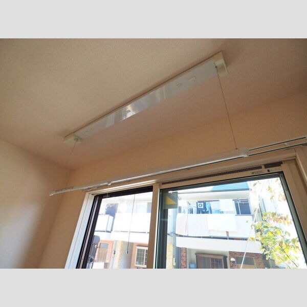 カシータ等々力緑地101号室 室内物干し