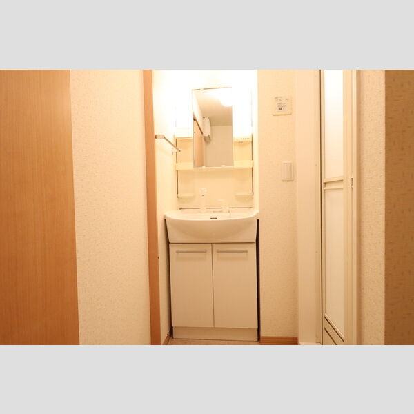 サニーガーデン 洗髪洗面化粧台