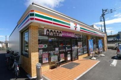 グラド柏 【コンビニエンスストア】セブンイレブン 柏東台店まで511ｍ