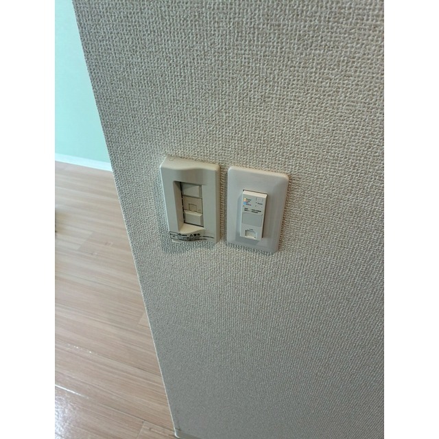 ヒルトップ生田0102号室 内観