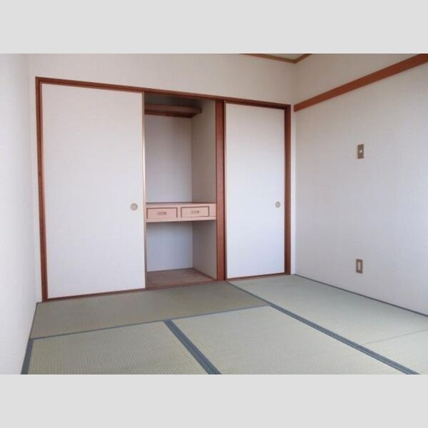 カサベルデ　A201号室 和室