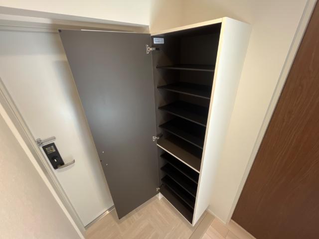 ＨＧＤ佃　-エッチジーディーツクダ- 下駄箱