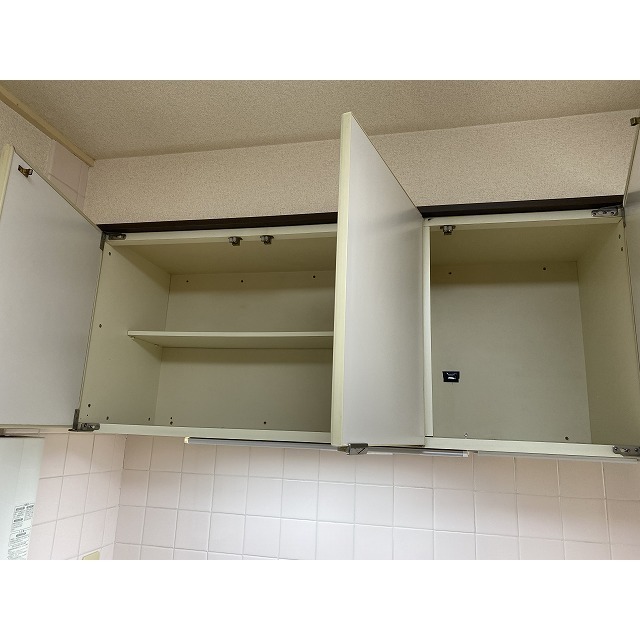 コーポ四季 上収納