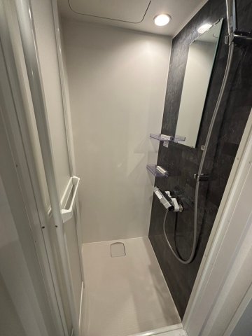 ホワイトセラス303号室 お風呂