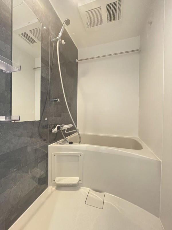 ＢＩＢＬＩＯ　ＭＥＧＵＲＯ2階 リビング