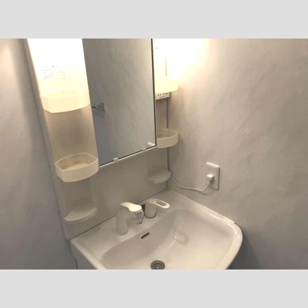 レジデンス・デュオ302号室 洗髪洗面化粧台