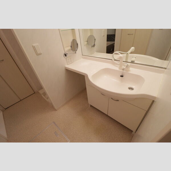 ヴァンガード　Ⅰ 洗髪洗面化粧台