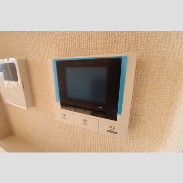 サクラソラ　B303号室 モニター付きインターホン