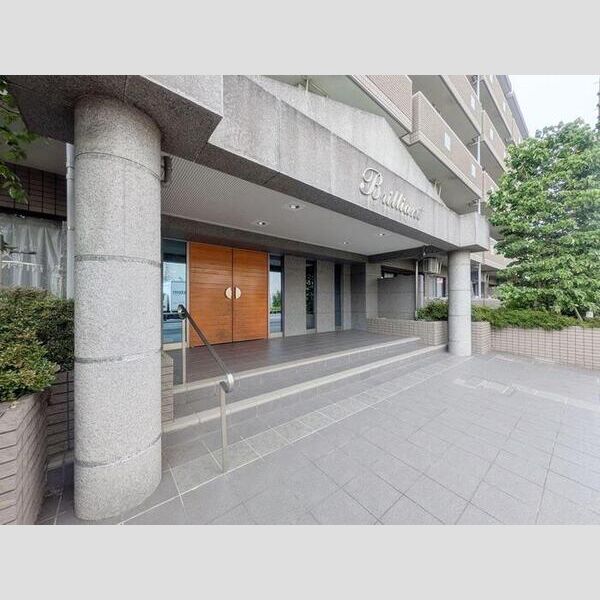 ブリリアント エントランス