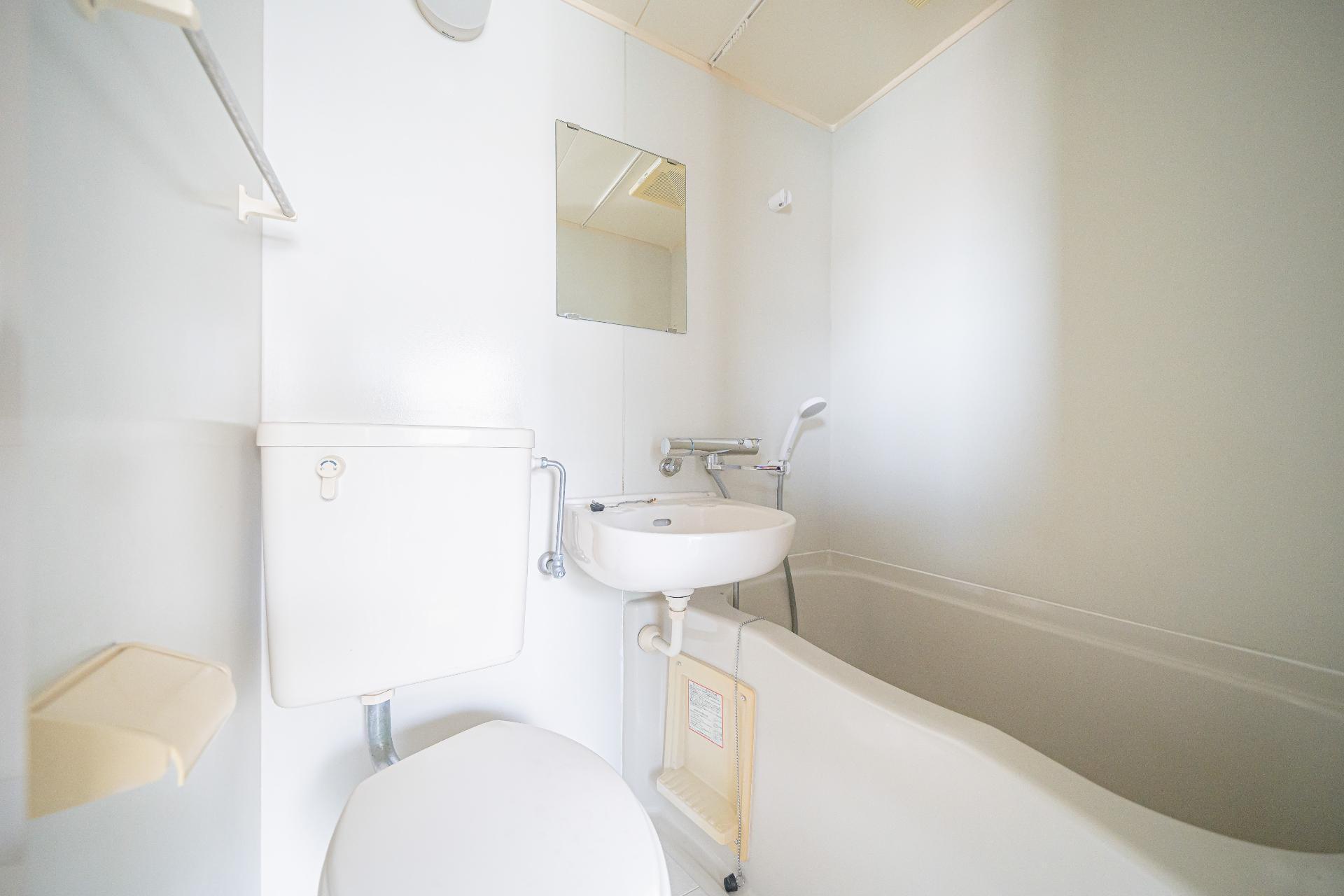 ノヴェルコート602号室 清潔なバスルーム