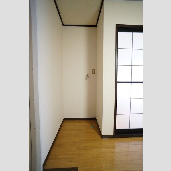 ナッツベリーハウス203号室 室内洗濯機置場