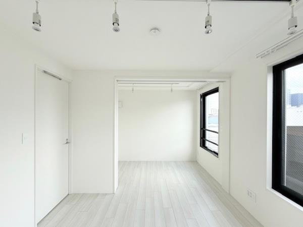 ＡＬＥＲＯ新中野ＩＩ4階 リビング