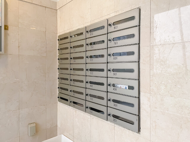 レジディア南砂町8階 メールボックス