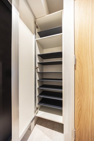 デュオメゾン品川戸越703号室 収納