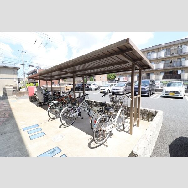 スイートショコラ 駐輪場