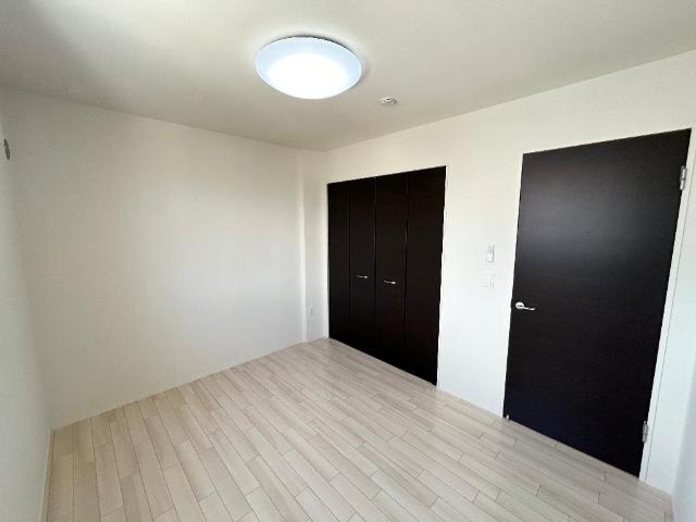 ルナフォーリア102号室 洋室