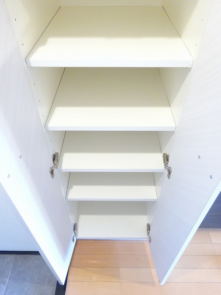 フィオリーシェ東浅草302号室 同建物別部屋の参考画像