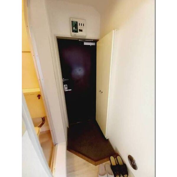 戸塚第20レジデンス202号室 玄関